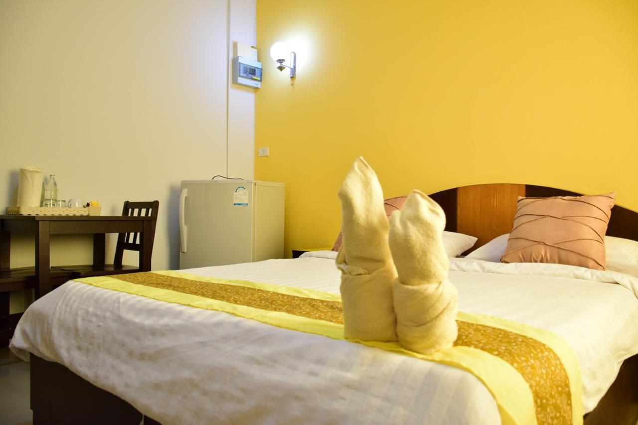 Charoen Apartment Hotel Транг Екстер'єр фото